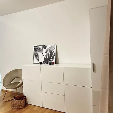 Fmi Apartmets Next To Frankfurt Airport フランクフルト